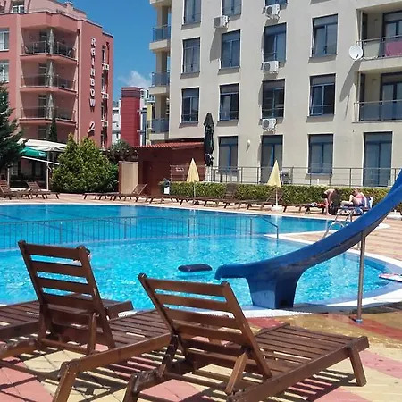 Apartament Rainbow Economy Studio Nova